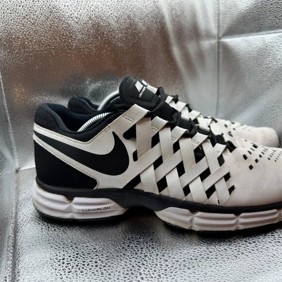 Size 11W Nike Lunar Fingertrap TR 4E Wide Mens White Black‎ Sneakers 898065-100 - Picture 2 of 12